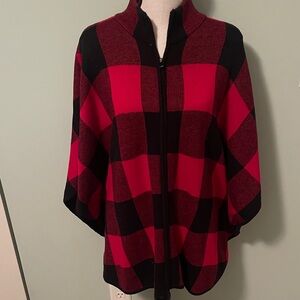 Jones New York NWOT Red and Black Plaid Sweater Cape L/XL